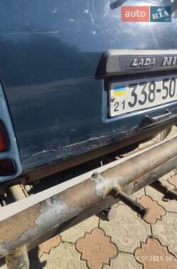 Внедорожник / Кроссовер ВАЗ 21213 Niva 2003 в 