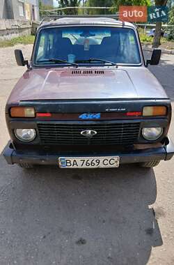 Внедорожник / Кроссовер ВАЗ 21213 Niva 2005 в Первомайске