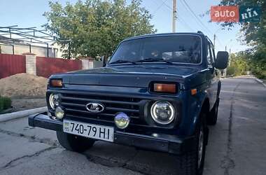 Внедорожник / Кроссовер ВАЗ 21213 Niva 2002 в Первомайске