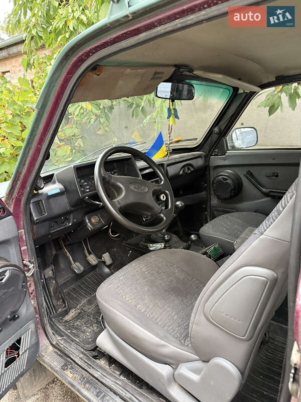 ВАЗ / Lada 21213 Niva 2003 ВАЗ / Lada 21213 Niva 2003