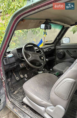 Позашляховик / Кросовер ВАЗ 21213 Niva 2003 в  Позашляховик / Кросовер ВАЗ 21213 Niva 2003 в