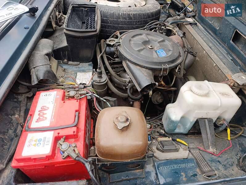 Позашляховик / Кросовер ВАЗ / Lada 21213 Niva 2002 в Бурштині