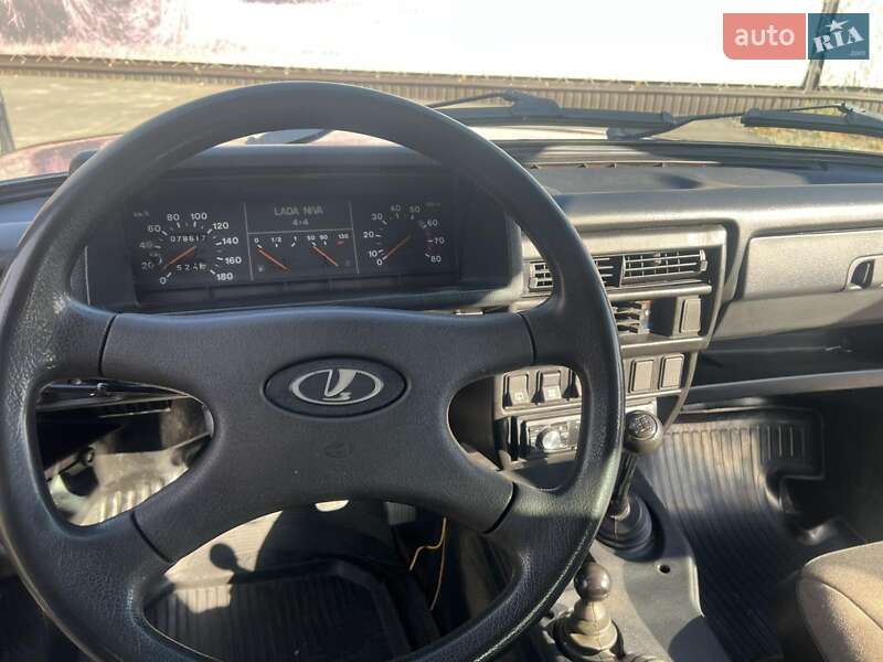 Внедорожник / Кроссовер ВАЗ / Lada 21213 Niva 2003 в Голованевске фото 2 Внедорожник / Кроссовер ВАЗ / Lada 21213 Niva 2003 в Голованевске