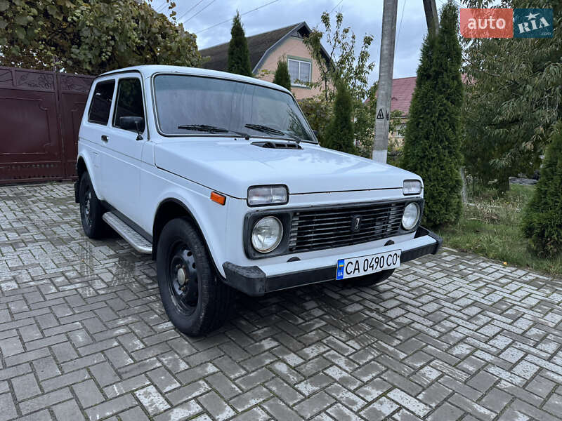 Позашляховик / Кросовер ВАЗ / Lada 21213 Niva 2003 в Звенигородці