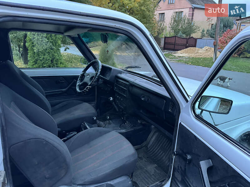 Позашляховик / Кросовер ВАЗ / Lada 21213 Niva 2003 в Звенигородці