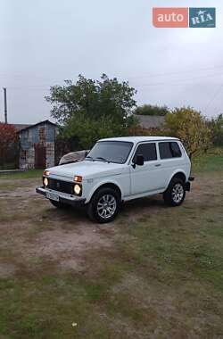 Внедорожник / Кроссовер ВАЗ 21213 Niva 2003 в 