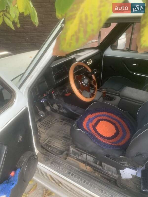 Позашляховик / Кросовер ВАЗ / Lada 21213 Niva 1996 в Миколаєві фото 2 Позашляховик / Кросовер ВАЗ / Lada 21213 Niva 1996 в Миколаєві