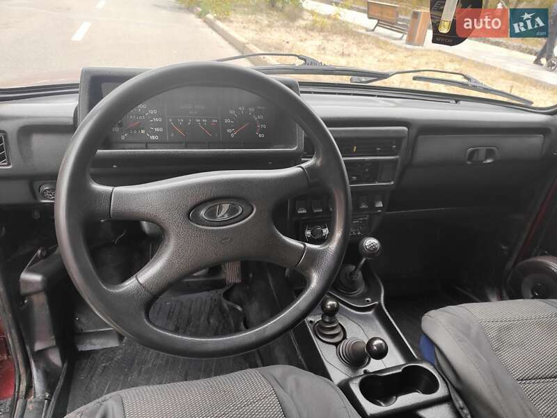 Внедорожник / Кроссовер ВАЗ / Lada 21213 Niva 2002 в Киеве фото 13 Внедорожник / Кроссовер ВАЗ / Lada 21213 Niva 2002 в Киеве