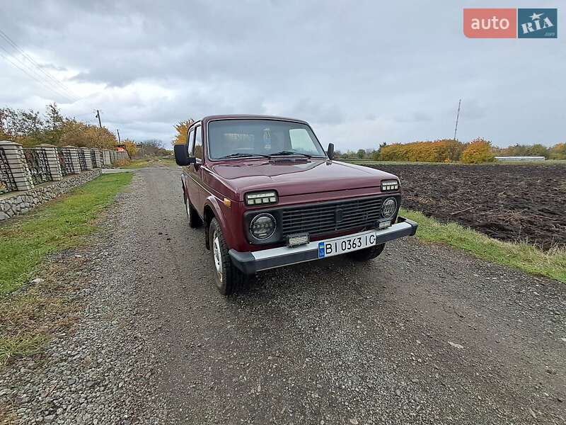 Внедорожник / Кроссовер ВАЗ / Lada 21213 Niva 2004 в Великой Багачке