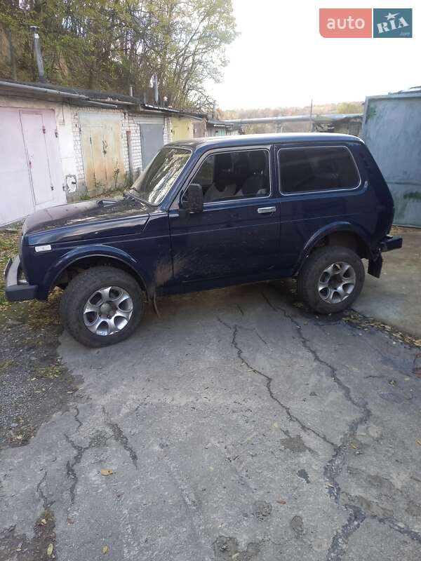 Внедорожник / Кроссовер ВАЗ / Lada 21213 Niva 2005 в Житомире фото Внедорожник / Кроссовер ВАЗ / Lada 21213 Niva 2005 в Житомире