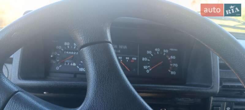 Внедорожник / Кроссовер ВАЗ / Lada 21213 Niva 2002 в Гайсине