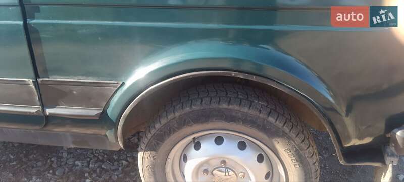 Внедорожник / Кроссовер ВАЗ / Lada 21213 Niva 2002 в Гайсине
