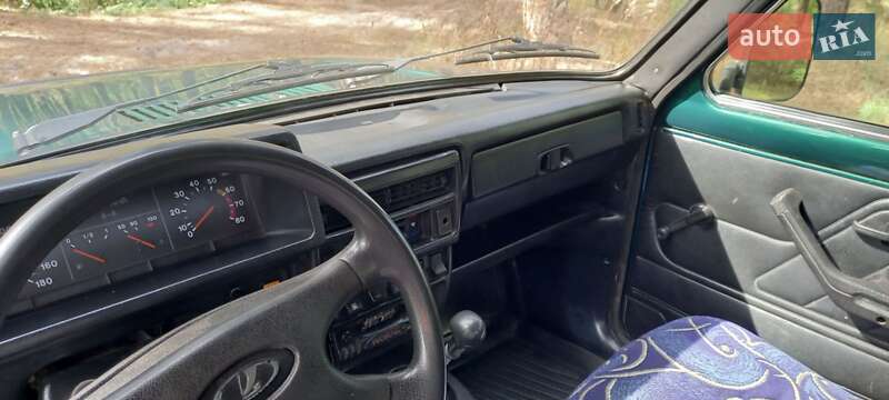 Внедорожник / Кроссовер ВАЗ / Lada 21213 Niva 2002 в Ахтырке фото 27 Внедорожник / Кроссовер ВАЗ / Lada 21213 Niva 2002 в Ахтырке