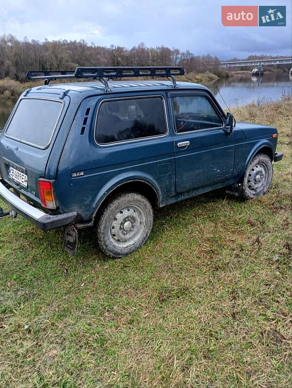 Внедорожник / Кроссовер ВАЗ / Lada 21213 Niva 2002 в Новгород-Северском