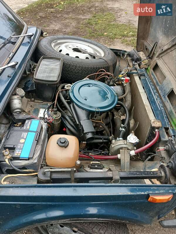 Внедорожник / Кроссовер ВАЗ / Lada 21213 Niva 2002 в Новгород-Северском
