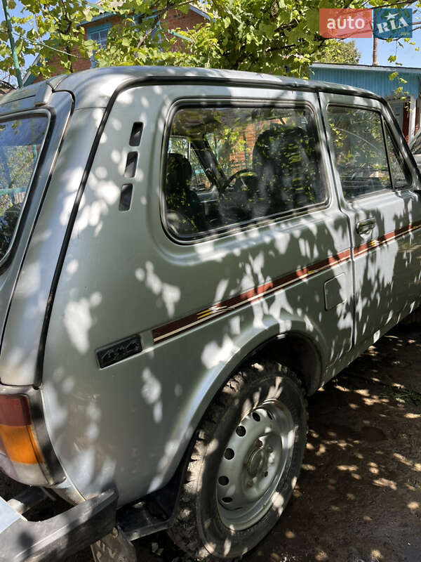 Внедорожник / Кроссовер ВАЗ / Lada 21213 Niva 1996 в Деражне