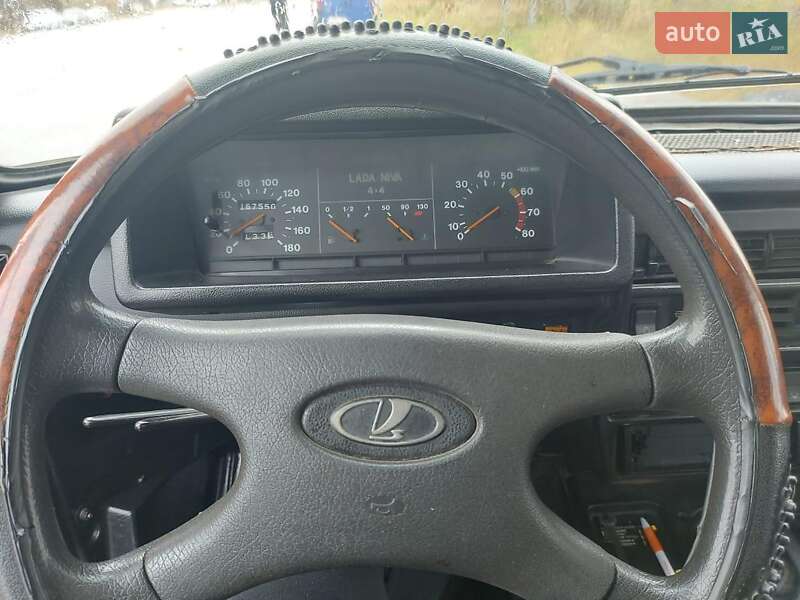 Позашляховик / Кросовер ВАЗ / Lada 21213 Niva 2005 в Ужгороді