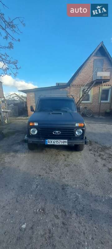 Внедорожник / Кроссовер ВАЗ / Lada 21213 Niva 2002 в Краснокутске фото 9 Внедорожник / Кроссовер ВАЗ / Lada 21213 Niva 2002 в Краснокутске