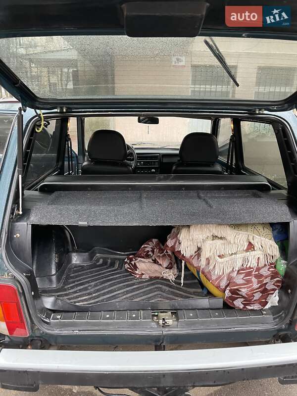 Внедорожник / Кроссовер ВАЗ / Lada 21213 Niva 2004 в Тернополе