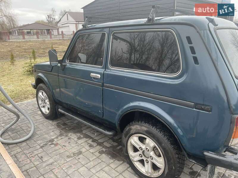Внедорожник / Кроссовер ВАЗ / Lada 21213 Niva 2004 в Корце фото 3 Внедорожник / Кроссовер ВАЗ / Lada 21213 Niva 2004 в Корце