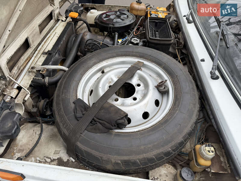 Внедорожник / Кроссовер ВАЗ / Lada 21213 Niva 2003 в Ромнах