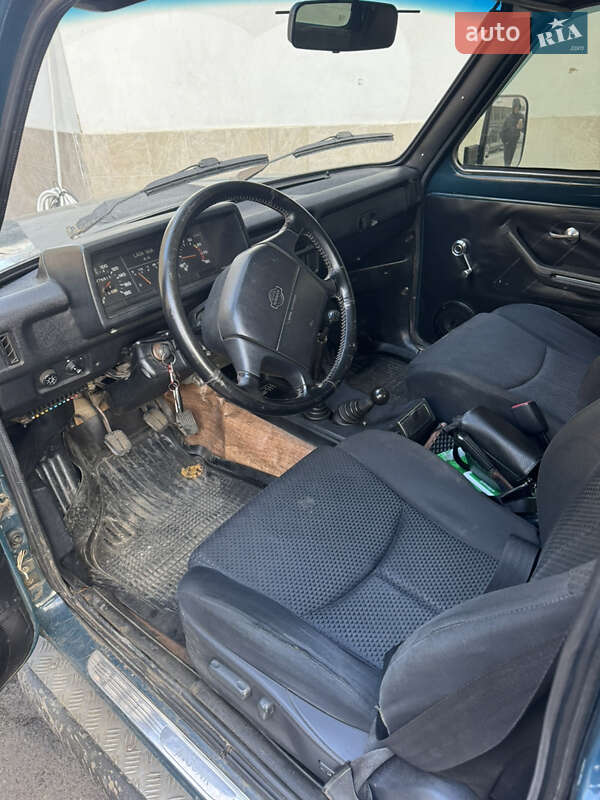 Позашляховик / Кросовер ВАЗ / Lada 21213 Niva 2003 в Одесі фото 9 Позашляховик / Кросовер ВАЗ / Lada 21213 Niva 2003 в Одесі