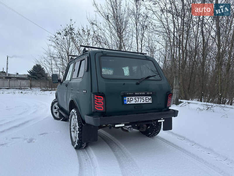 Внедорожник / Кроссовер ВАЗ / Lada 21213 Niva 2005 в Запорожье