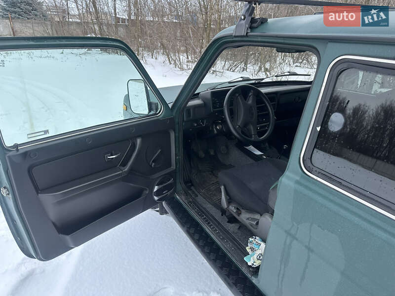 Внедорожник / Кроссовер ВАЗ / Lada 21213 Niva 2005 в Запорожье