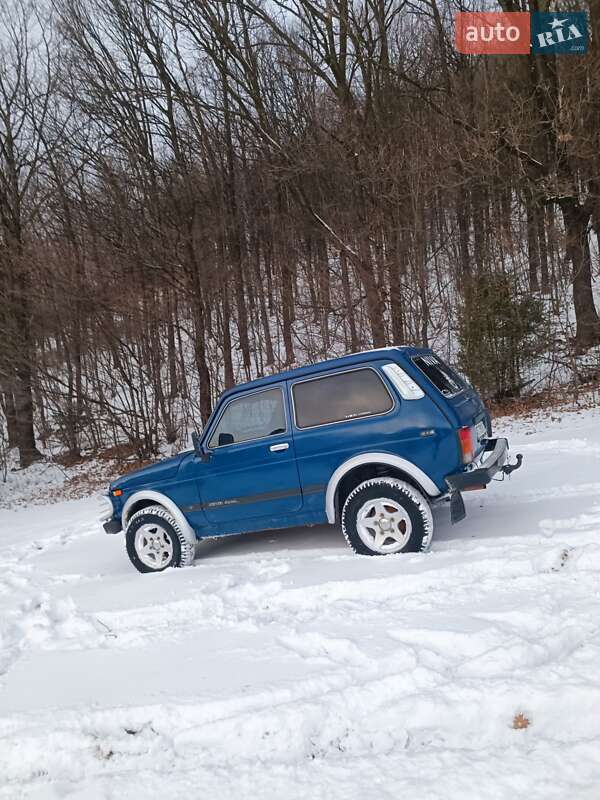 Внедорожник / Кроссовер ВАЗ / Lada 21213 Niva 2004 в Коломые