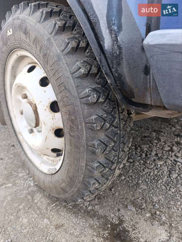 Внедорожник / Кроссовер ВАЗ / Lada 21213 Niva 2005 в Ужгороде