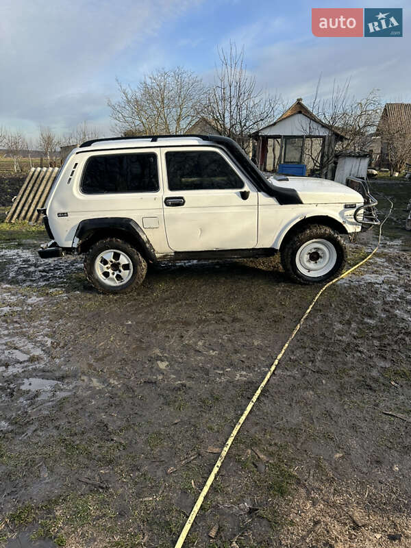 Позашляховик / Кросовер ВАЗ / Lada 21213 Niva 1999 в Золочеві