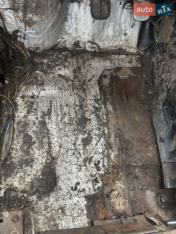 Позашляховик / Кросовер ВАЗ / Lada 21213 Niva 1999 в Золочеві