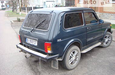 Внедорожник / Кроссовер ВАЗ / Lada 21214 / 4x4 2007 в Хороле