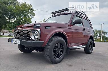 Позашляховик / Кросовер ВАЗ / Lada 21214 / 4x4 2013 в Жмеринці