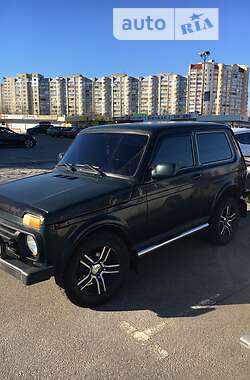 Внедорожник / Кроссовер ВАЗ / Lada 21214 / 4x4 2012 в Харькове