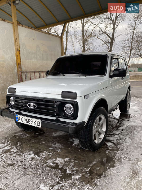 ВАЗ / Lada 21214 / 4x4 2005