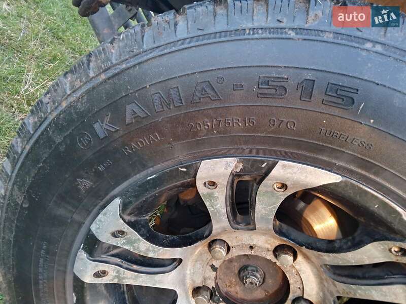 Позашляховик / Кросовер ВАЗ / Lada 21214 / 4x4 2007 в Козелеці