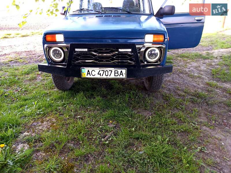 Внедорожник / Кроссовер ВАЗ / Lada 21214 / 4x4 2010 в Луцке