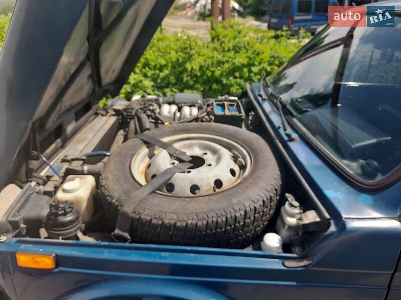 Внедорожник / Кроссовер ВАЗ / Lada 21214 / 4x4 2008 в Киеве