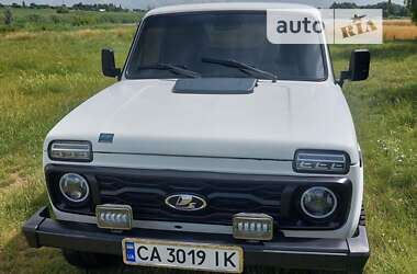 Внедорожник / Кроссовер ВАЗ / Lada 21214 / 4x4 1996 в Черкассах