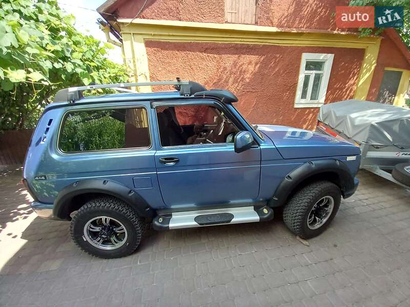 Позашляховик / Кросовер ВАЗ / Lada 21214 / 4x4 2007 в Рівному