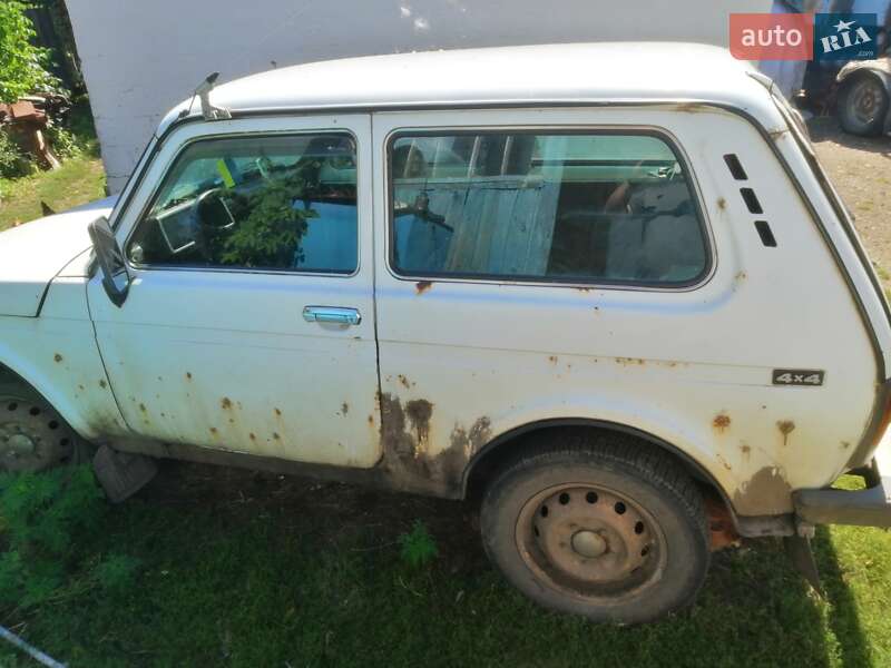 Внедорожник / Кроссовер ВАЗ / Lada 21214 / 4x4 2005 в Балаклее