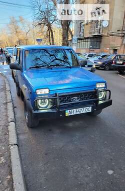 Позашляховик / Кросовер ВАЗ / Lada 21214 / 4x4 2014 в Покровську
