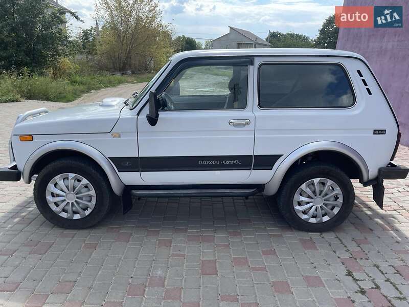 Внедорожник / Кроссовер ВАЗ / Lada 21214 / 4x4 2007 в Любашевке