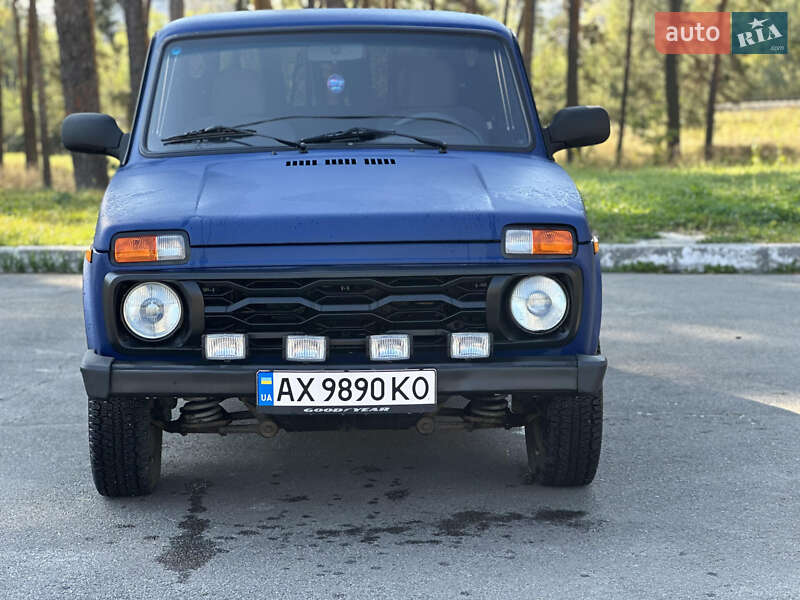 ВАЗ / Lada 21214 / 4x4 2011