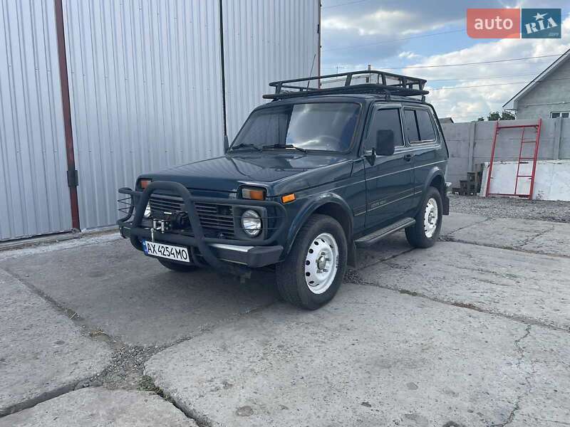 Внедорожник / Кроссовер ВАЗ / Lada 21214 / 4x4 2008 в Харькове
