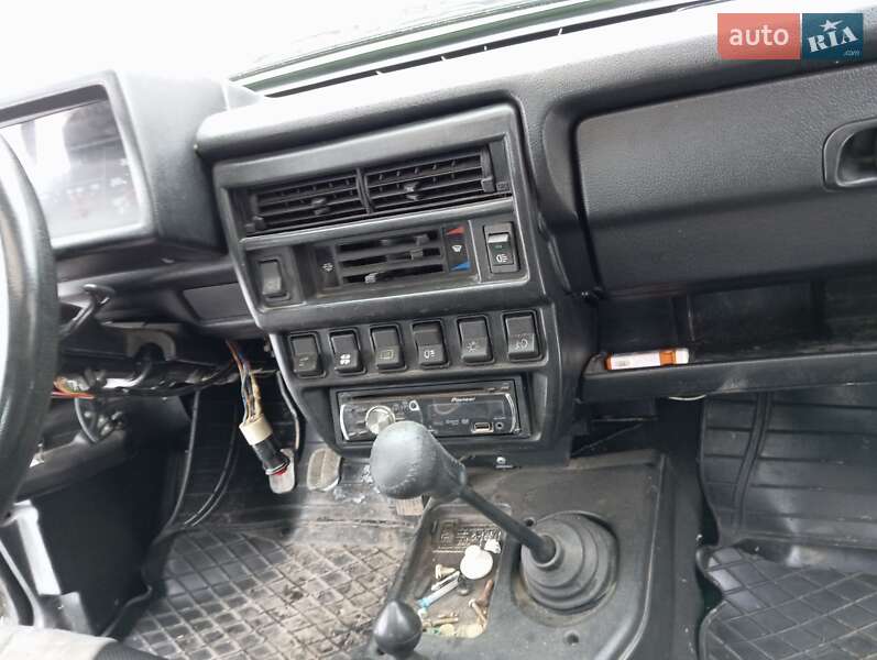 Внедорожник / Кроссовер ВАЗ / Lada 21214 / 4x4 2009 в Дубно
