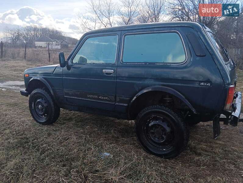 Внедорожник / Кроссовер ВАЗ / Lada 21214 / 4x4 2003 в Чугуеве
