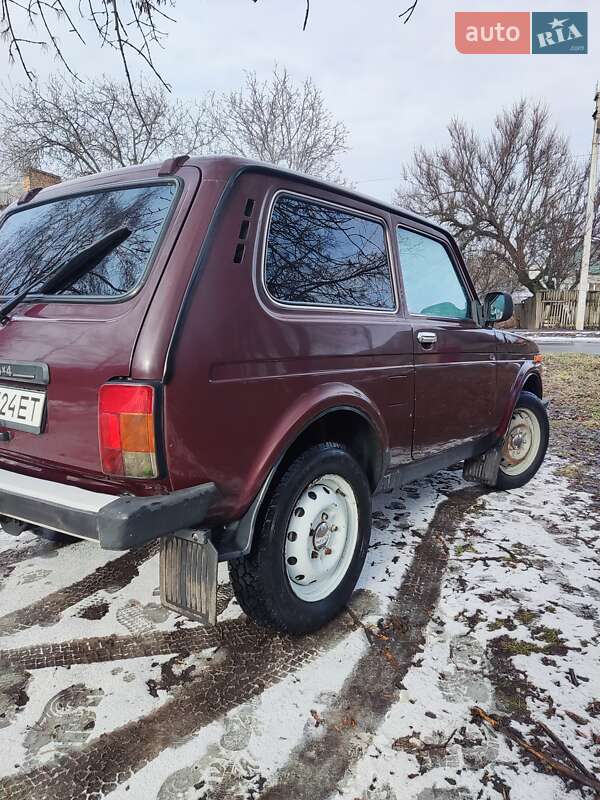 Внедорожник / Кроссовер ВАЗ / Lada 21214 / 4x4 2012 в Синельниково фото 6 Внедорожник / Кроссовер ВАЗ / Lada 21214 / 4x4 2012 в Синельниково