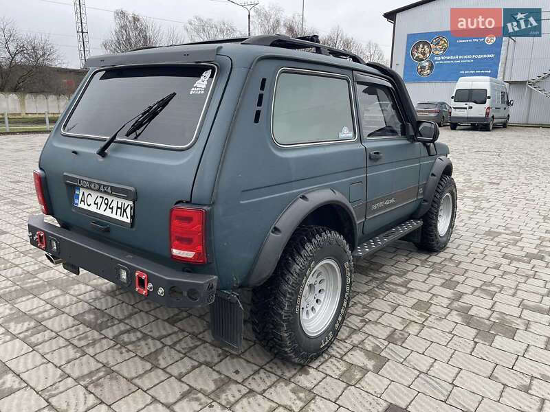 Внедорожник / Кроссовер ВАЗ / Lada 21214 / 4x4 2012 в Владимире